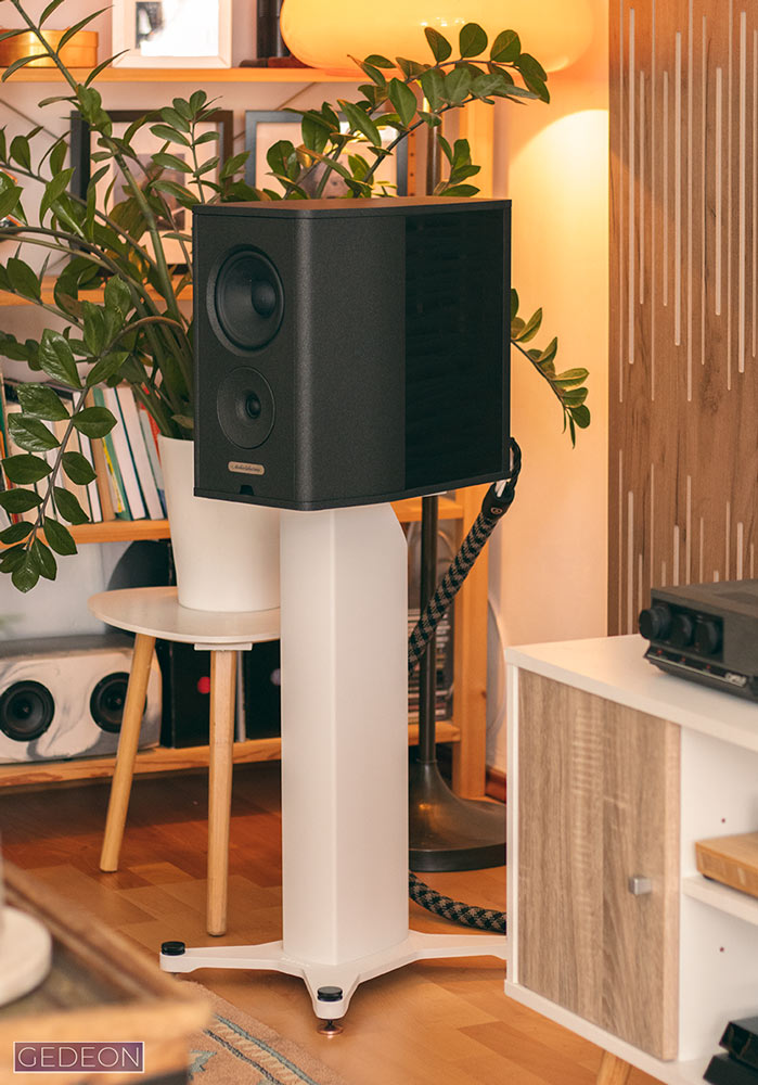 Audio Solutions Figaro B hangfal - Gedeon Audio