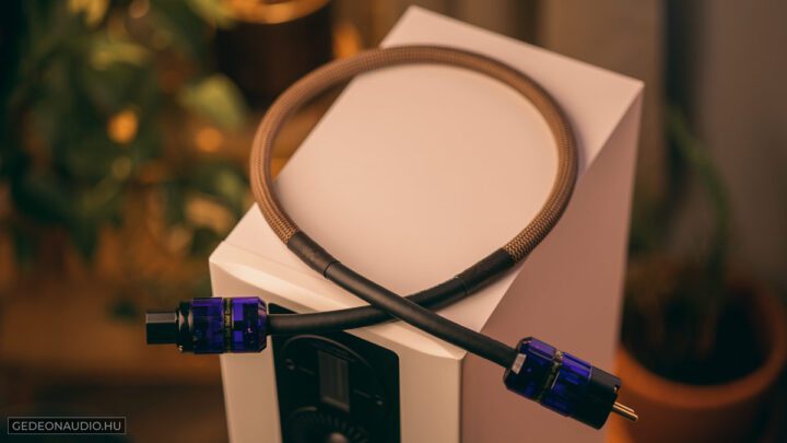 VIABLUE X-40 tápkábel Gedeon Audio