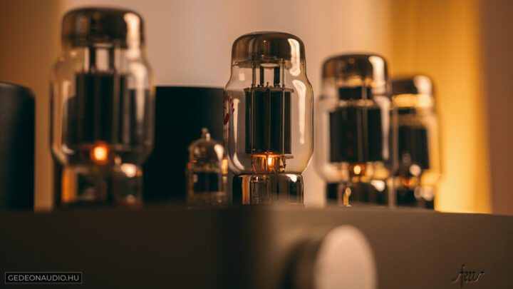 Fezz EVO Titania erősítő Gedeon Audio