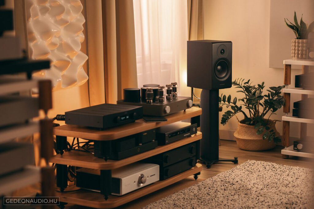 Dynaudio Emit 20 hangfal teszt Gedeon Audio