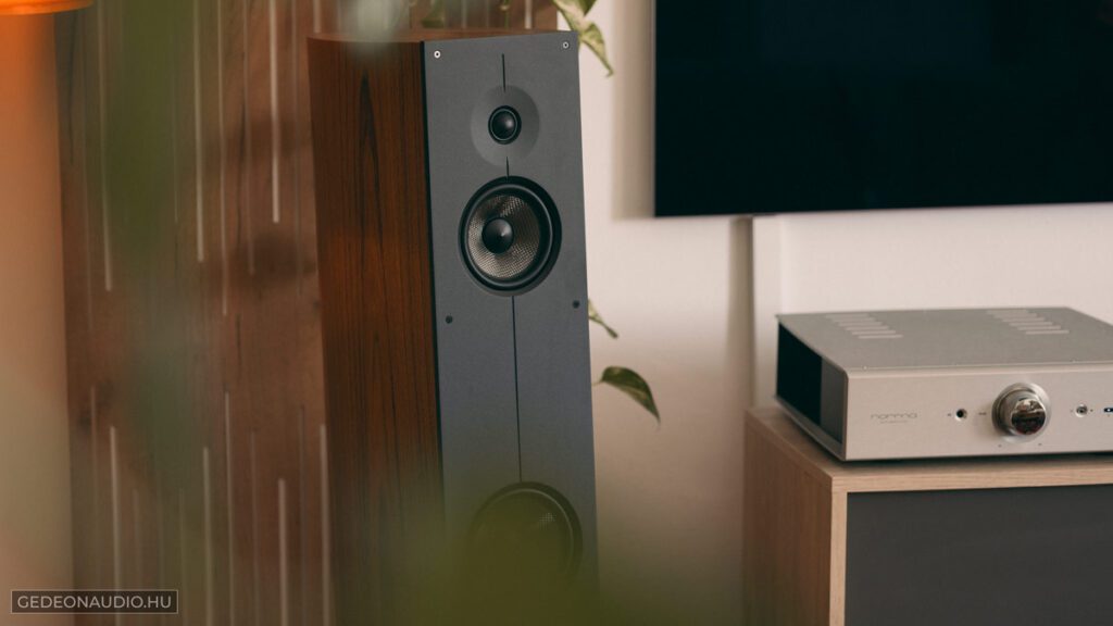 Acoustic Energy Corinium hangfal Gedeon Audio Norma IPA-140 erősítő