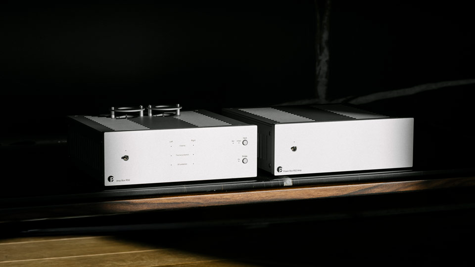 Pro-Ject Amp Box RS2 sztereó végerősítő Power Box RS2 Amp külső tápegység Gedeon Audio