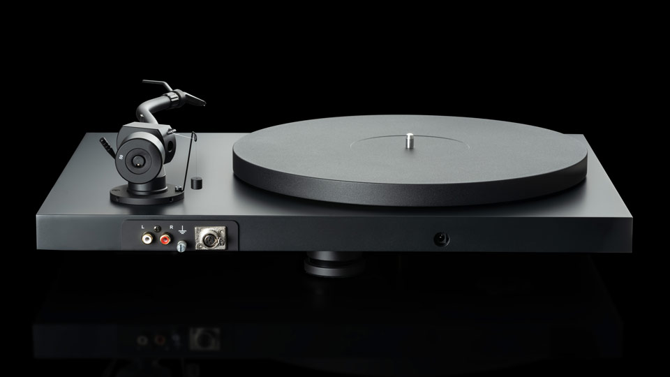 Pro-Ject Debut PRO S Balanced lemezjátszó Gedeon Audio