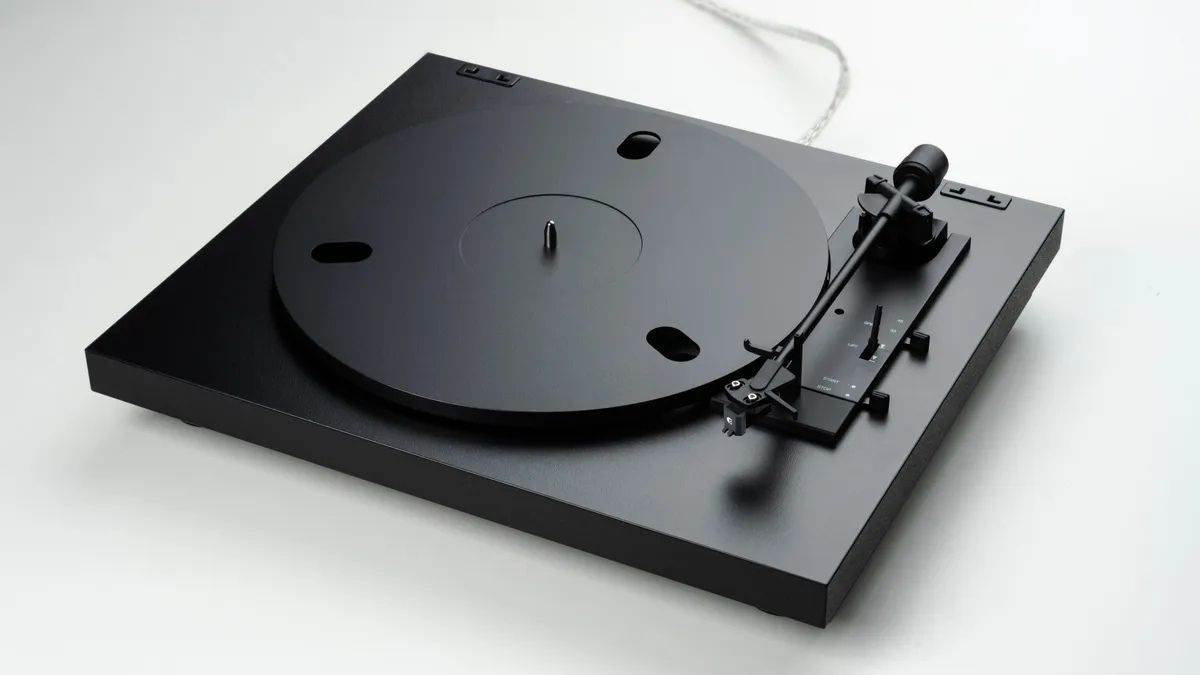 Pro-Ject Automat A1.2 lemezjátszó + Pick It MM E hangszedő Gedeon Audio