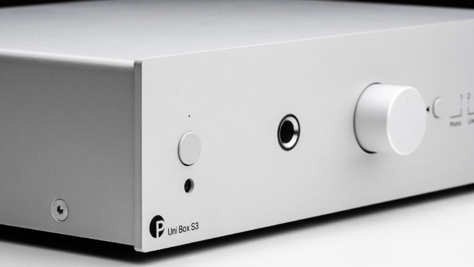 Pro-Ject Uni Box S3 alumínium ház közelről Gedeon Audio