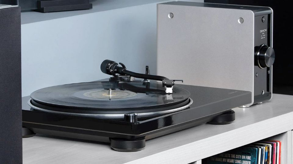 DENON DP-400 lemezjátszó Gedeon Audio