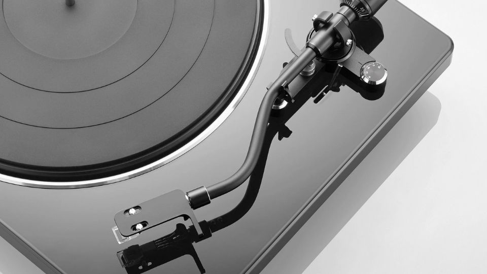 DENON DP-400 lemezjátszó Gedeon Audio