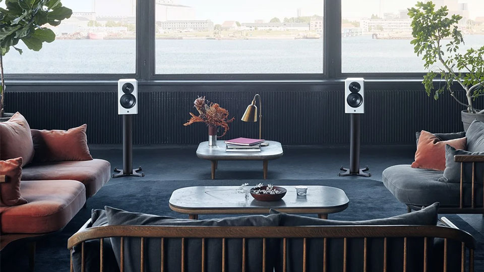 Dynaudio Focus 10 Aktív hangfal nappaliban Gedeon Audio