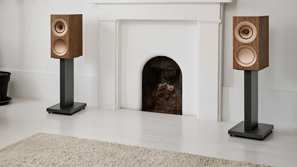KEF R3 Meta Hangfal lifestyle Gedeon Audio