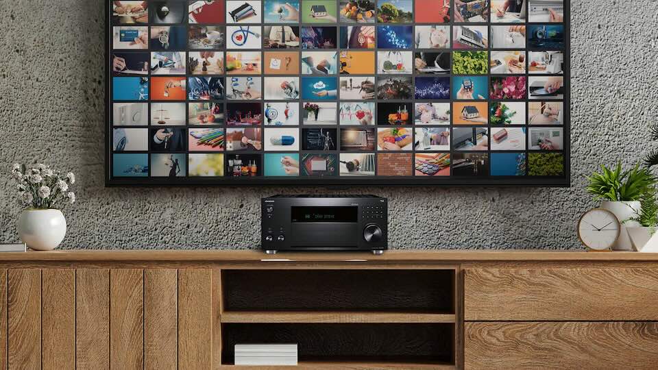 Onkyo TX-RZ50 házimozi erősítő lifestyle Gedeon Audio